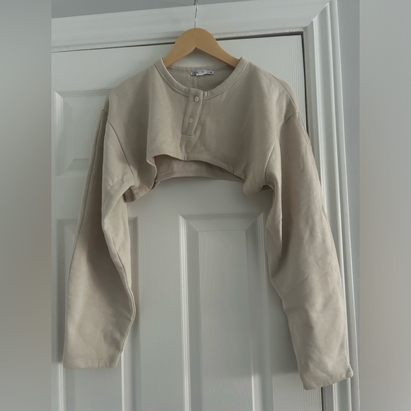 Crop beige sweatshirt - Picture 1 of 3